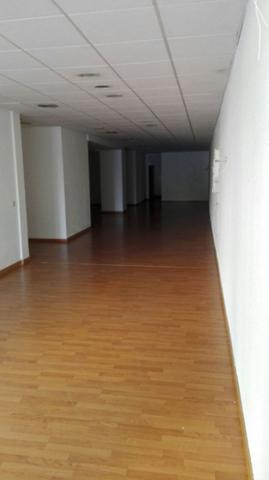 Local comercial en alquiler en Sevilla, Los Remedios photo 0