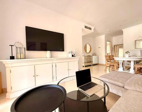 Piso en alquiler en Benahavís, Benahavis photo 0