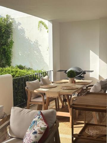 Piso en alquiler en Benahavís, Benahavis photo 0