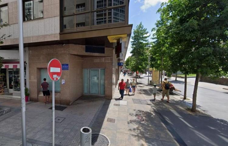 Local comercial en alquiler en Pontevedra, Pontevedra photo 0