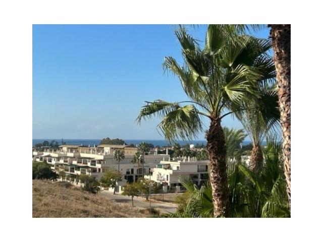 Apartamento en alquiler en Marbella, Aloha photo 0