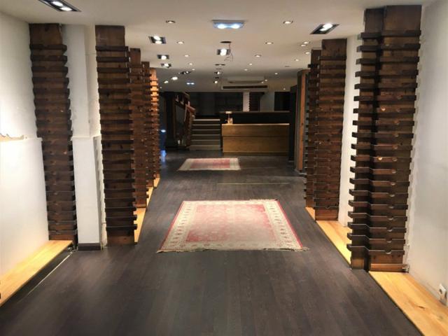 Local comercial en alquiler en Oviedo, Centro photo 0