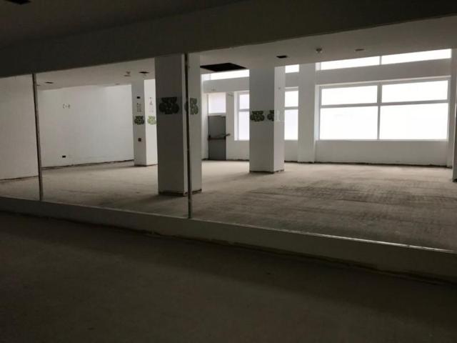 Local comercial en alquiler en Badajoz, San Roque - Ronda Norte photo 0