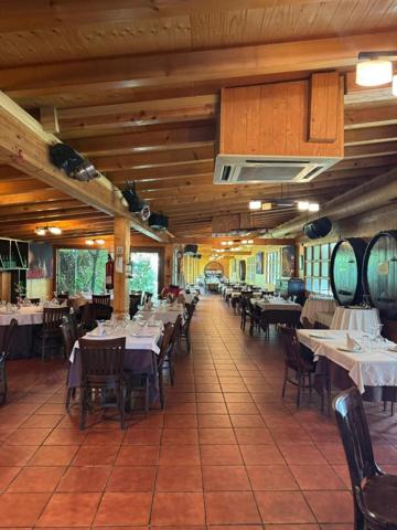 Local comercial en alquiler en Valladolid, La Overuela photo 0