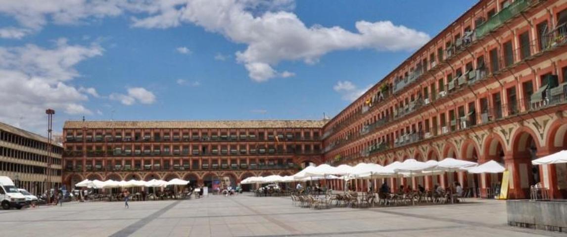 Casa en alquiler en Córdoba, Centro photo 0