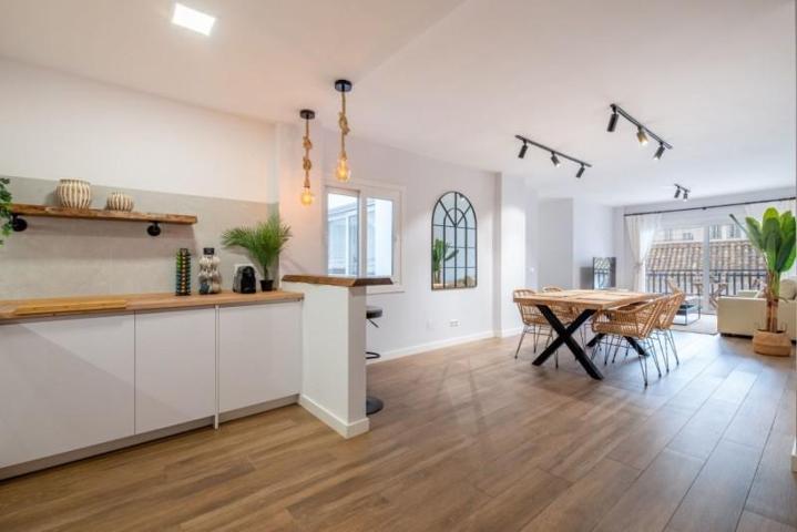 Apartamento en alquiler en Estepona, Estepona photo 0