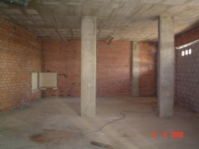 Local comercial en alquiler en Huelva, Huelva photo 0