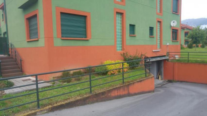 Garaje en venta en Parres, Arriondas photo 0