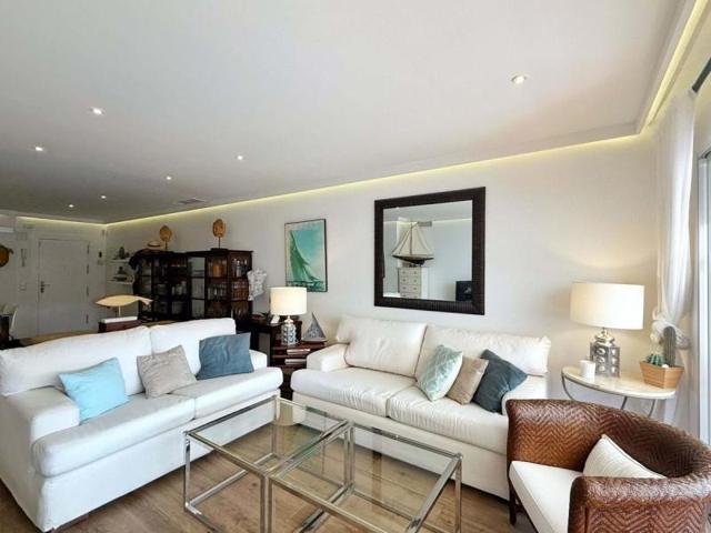 Piso en alquiler en Benahavís, Benahavis photo 0