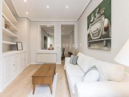 Piso en alquiler en Madrid, Recoletos photo 0