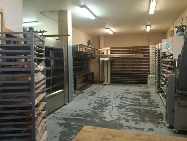 Local comercial en alquiler en Pontevedra, Pontevedra photo 0