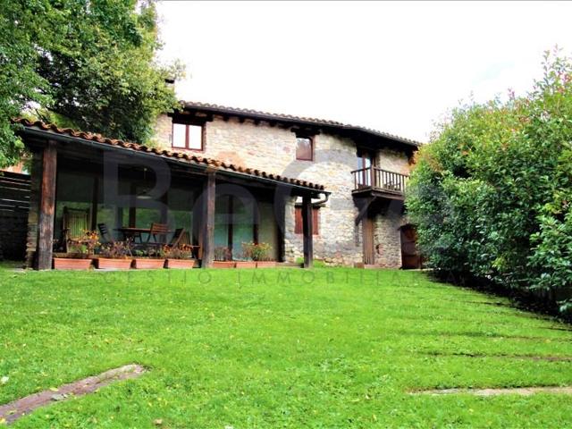 Casa en alquiler en Bellver de Cerdanya photo 0