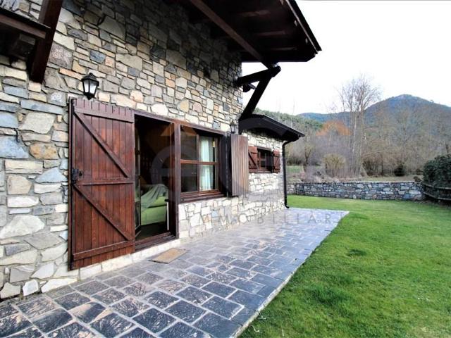 Chalet en alquiler en Bellver de Cerdanya photo 0