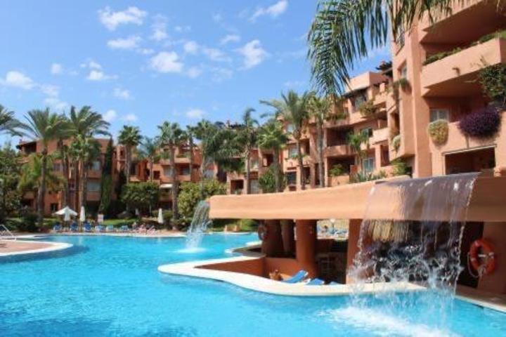 Apartamento en alquiler en Marbella, Milla De Oro - Marbella Club photo 0