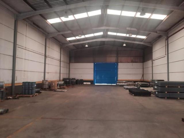 Nave industrial en alquiler en Sevilla, Polig. Industriales photo 0