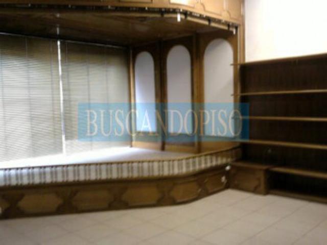 Local comercial en alquiler en Logroño, Peatonales photo 0