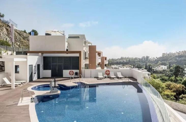 Aticos en alquiler en Benahavís, Benahavis photo 0