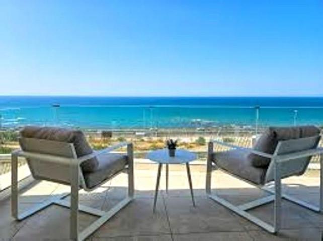 Casa en alquiler en Mijas, Mijas Costa photo 0