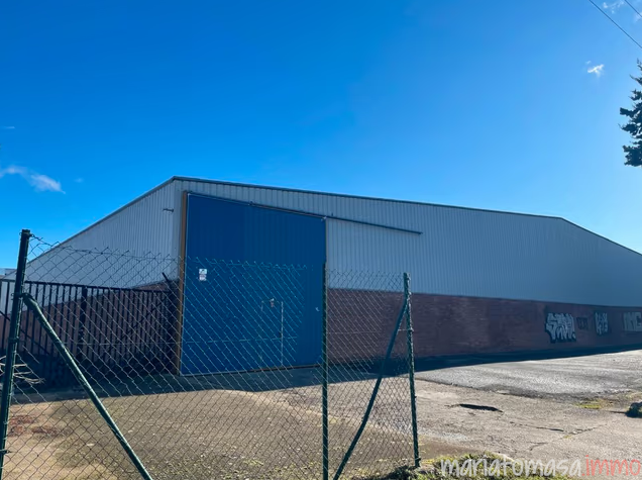 Nave industrial en alquiler en Vitoria-Gasteiz, Vitoria-Gasteiz photo 0