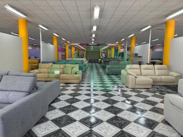 Edificio en alquiler en Laudio-Llodio, Llodio photo 0