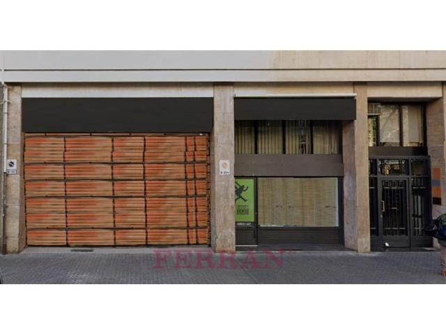 Local comercial en alquiler en Barcelona photo 0