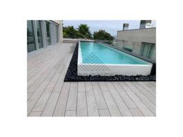 Chalet en alquiler en Cangas photo 0