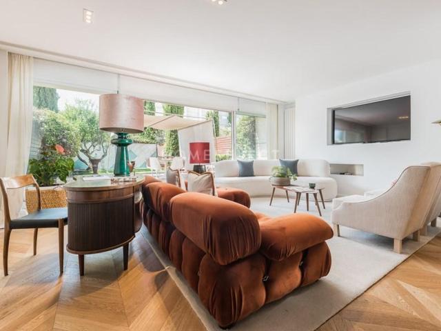 Bungalow en alquiler en Madrid, Palomas photo 0