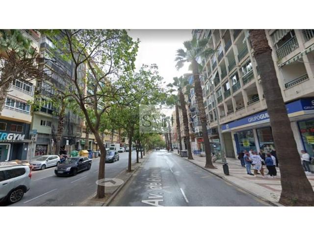 Local comercial en alquiler en Málaga photo 0