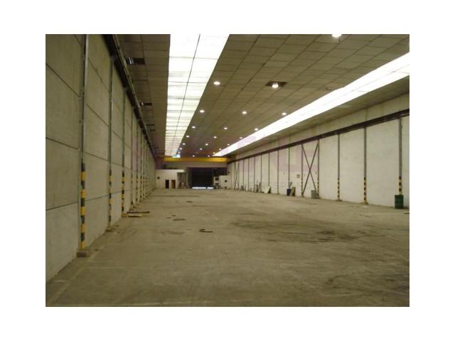 Nave industrial en alquiler en Albal photo 0