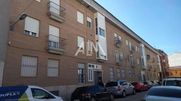 Garaje en venta en Manzanares, Centro photo 0