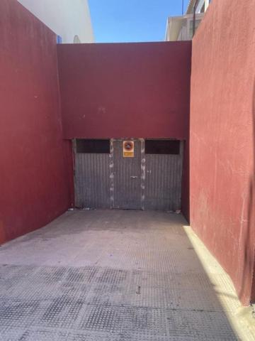 Garaje en venta en La Línea de la Concepción, Semicentro photo 0