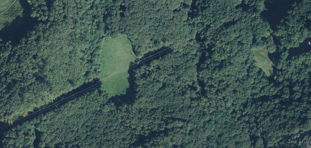 Terreno en venta en Belmonte de Miranda, Belmonte De Miranda photo 0