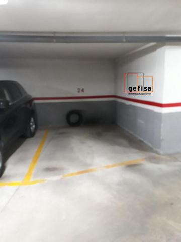 Garaje en venta en Valdepeñas, Centro photo 0