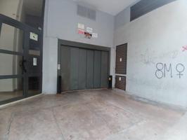 Garaje en venta en Vilafranca del Penedès photo 0