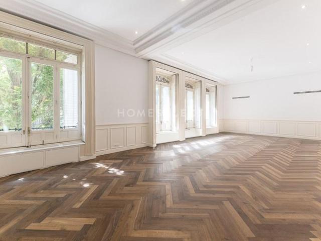 Piso en alquiler en Madrid, Almagro photo 0