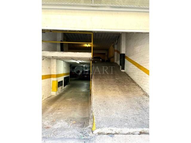 Garaje en venta en Lleida photo 0