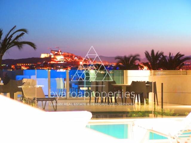 Bungalow en alquiler en Santa Eulalia Del Rio photo 0