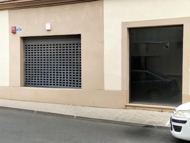 Local comercial en alquiler en Utrera, Centro photo 0