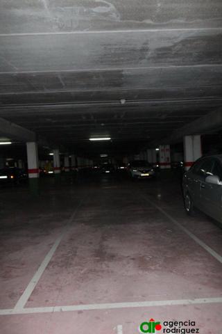 Garaje en venta en Oviedo, Vallobin photo 0