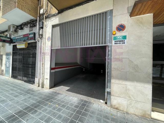 Parking en venta en Valencia, L'Illa Perduda photo 0
