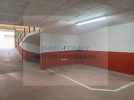 Parking en venta en La Bisbal d'Empordà photo 0