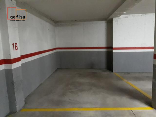 Garaje en venta en Valdepeñas, Centro photo 0