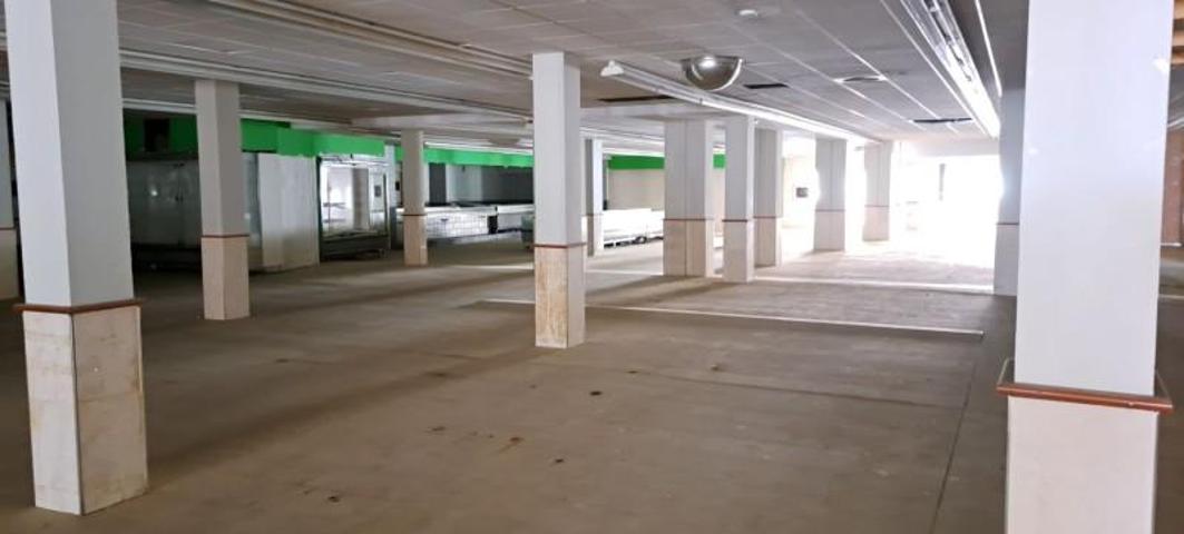 Local comercial en alquiler en Huesca, Los Olivos photo 0