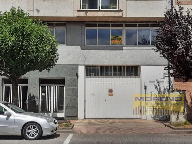 Oficina en venta en Sarria, Centro photo 0