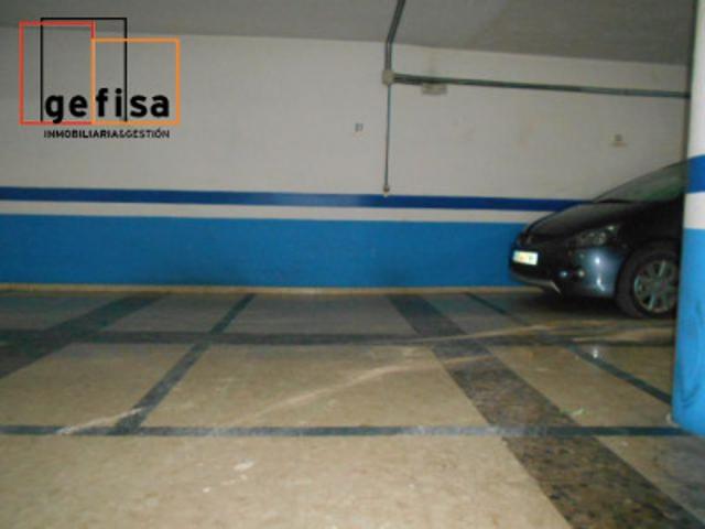 Garaje en venta en Valdepeñas, Seis de Junio photo 0