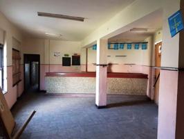 Local comercial en venta en Langreo, Ciano photo 0