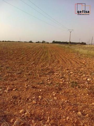 Terreno en venta en Valdepeñas, Valdepenas photo 0