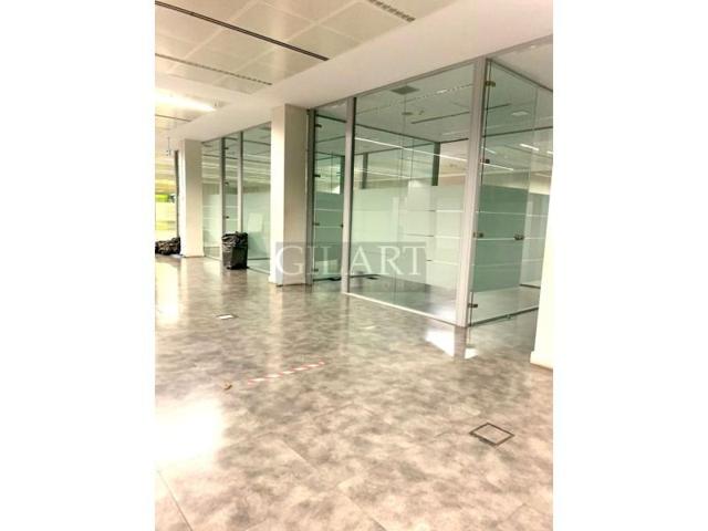 Local comercial en alquiler en Lleida photo 0