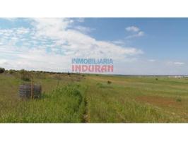 Chalet en venta en Peraleda de la Mata photo 0