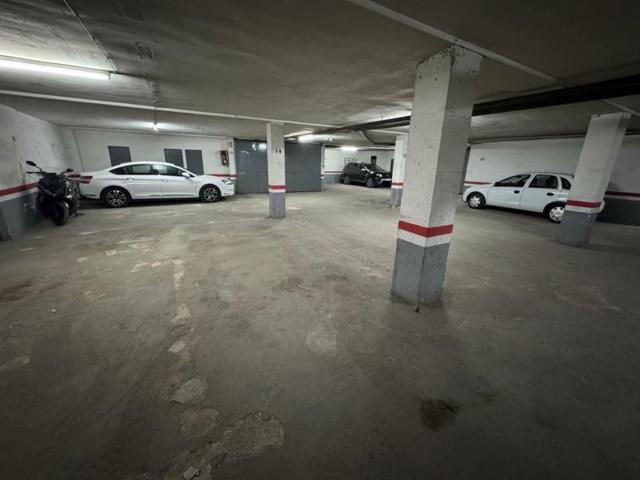 Garaje en venta en Valdepeñas, Centro photo 0